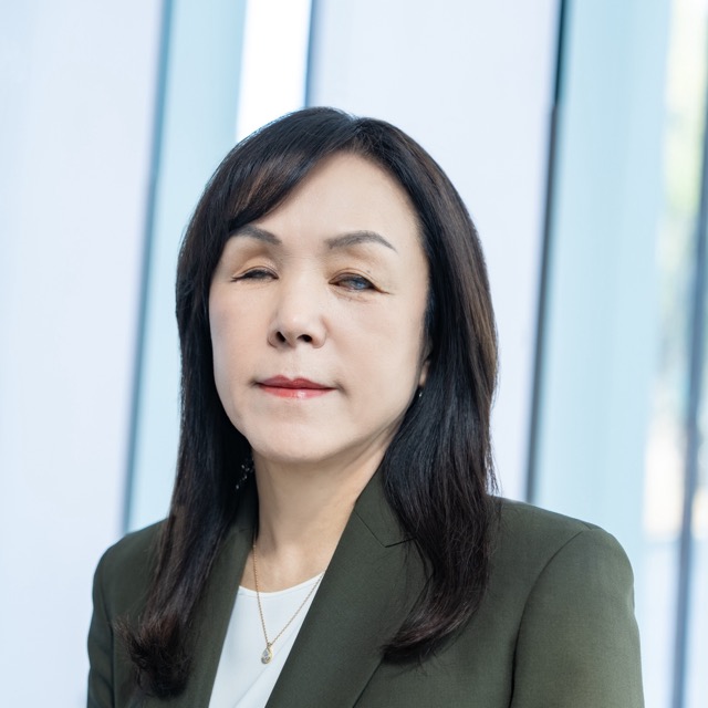 浅川 智恵子 の写真